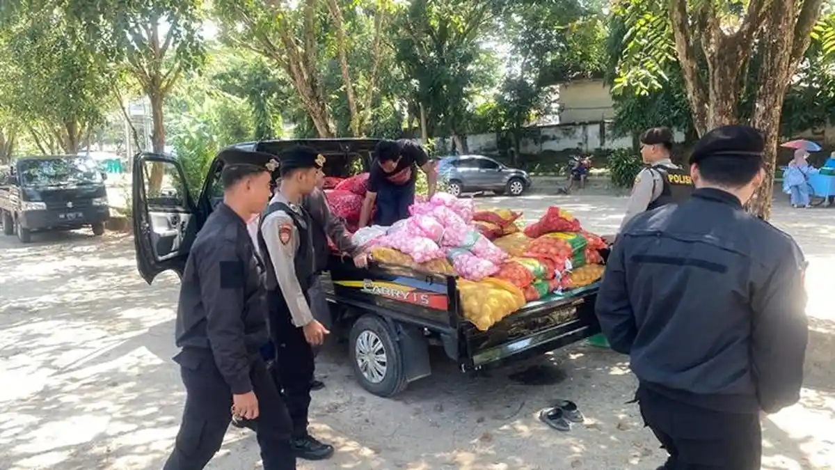 Polres Bangka Selatan Gencarkan Patroli, Waspadai Premanisme Berkedok Ormas - 20250514-PATROLI-Sejumlah-anggota-Kepolisian-Resor-Bangka-Selatan-ketika-12.jpg