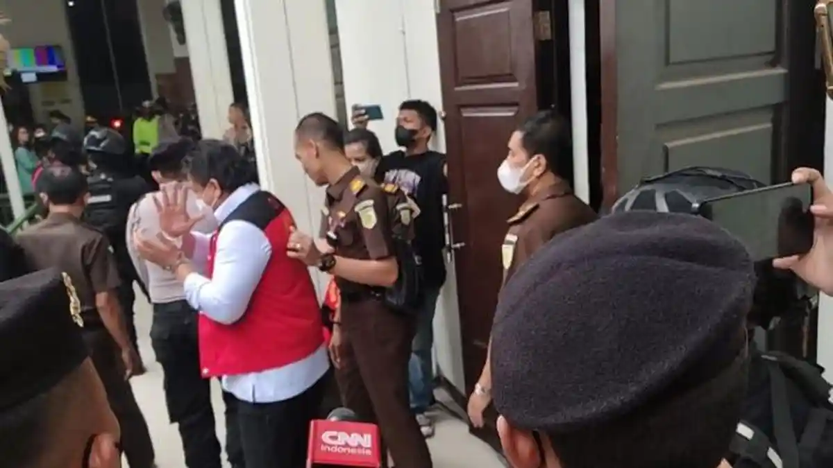 Lambaian Tangan Ferdy Sambo saat Ditanya Soal Cabut Gugatannya ke PTUN