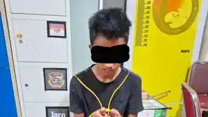 Remaja_16_tahun_ditangkap_Satresnarkoba_Polres_Kuansing_karena_jadi_kurir_sabu.jpg