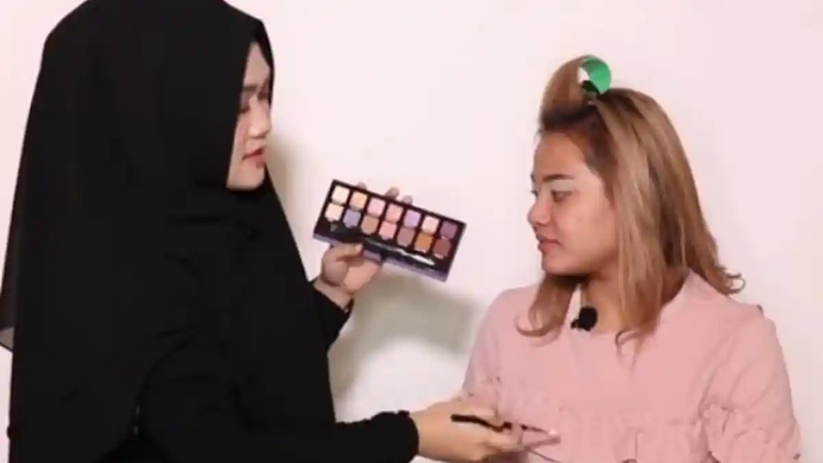Lihat Penampilan Berbeda Aurel Hermansyah setelah Dirias Ala Princess oleh MUA Hits