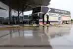 Jelang Libur Nataru, Penumpang di Terminal Pulo Gebang Ramai