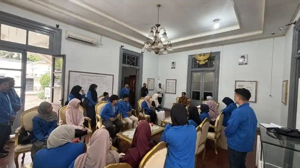 Mahasiswa UIA Ikuti Kuliah Lapangan di Museum Perjuangan Bireuen