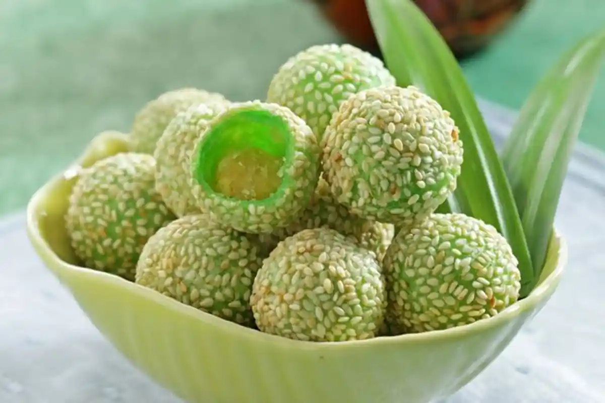 Kumpulan Resep Jajanan Kekinian, Mulai Dari Onde-onde Isi Selai Stroberi hingga Kue Telur Gabus