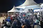 Suasana-malam-penutupan-Gema-Sulawesi-Barat-2022-di-Anjungan-Manakarra.jpg