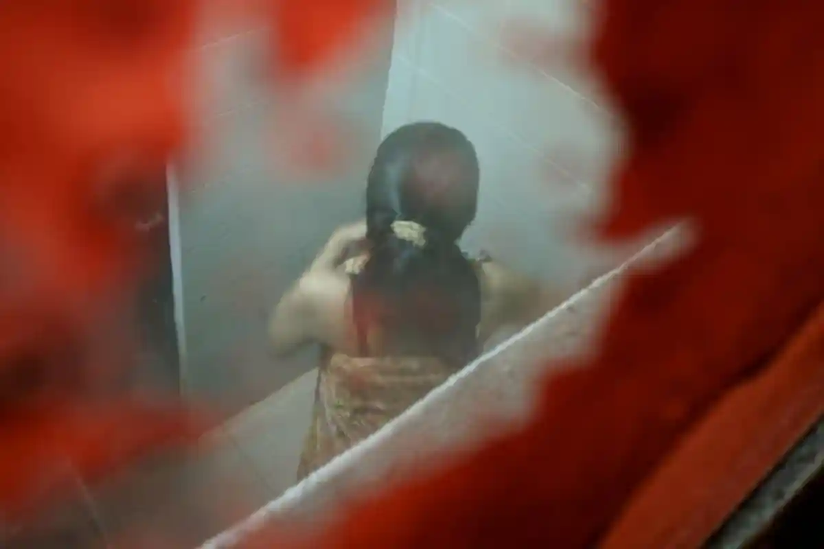 Suami Sewa Tukang Pijat untuk Memijat Istrinya, Muncul Kecurigaan Karena Ada Suara Rintihan di Kamar