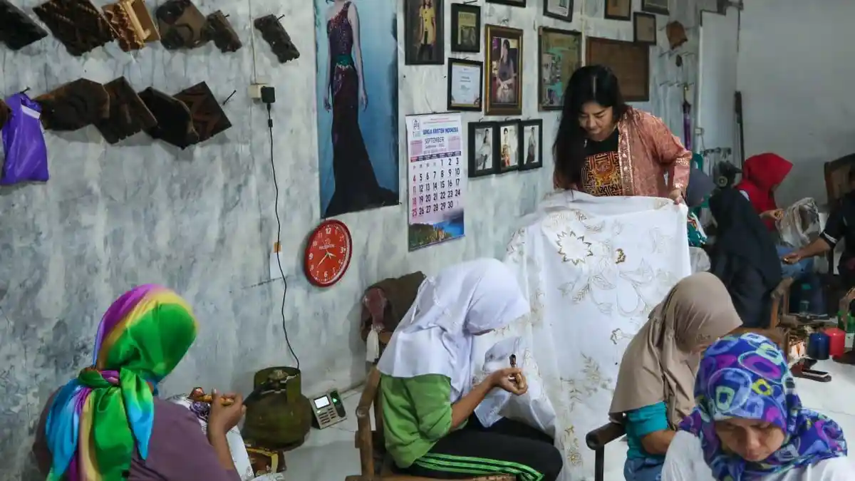 Batik Bulan Pekalongan Tembus Pasar Italia Setelah Diposting Akun Ganjar Pranowo