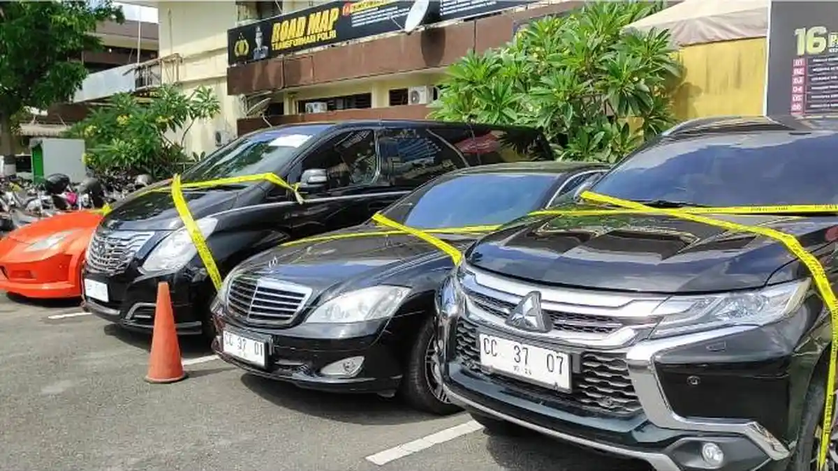 PENGGUNAAN Plat Mobil Palsu CC Seret Oknum Dokter, Polrestabes Medan masih Bungkam