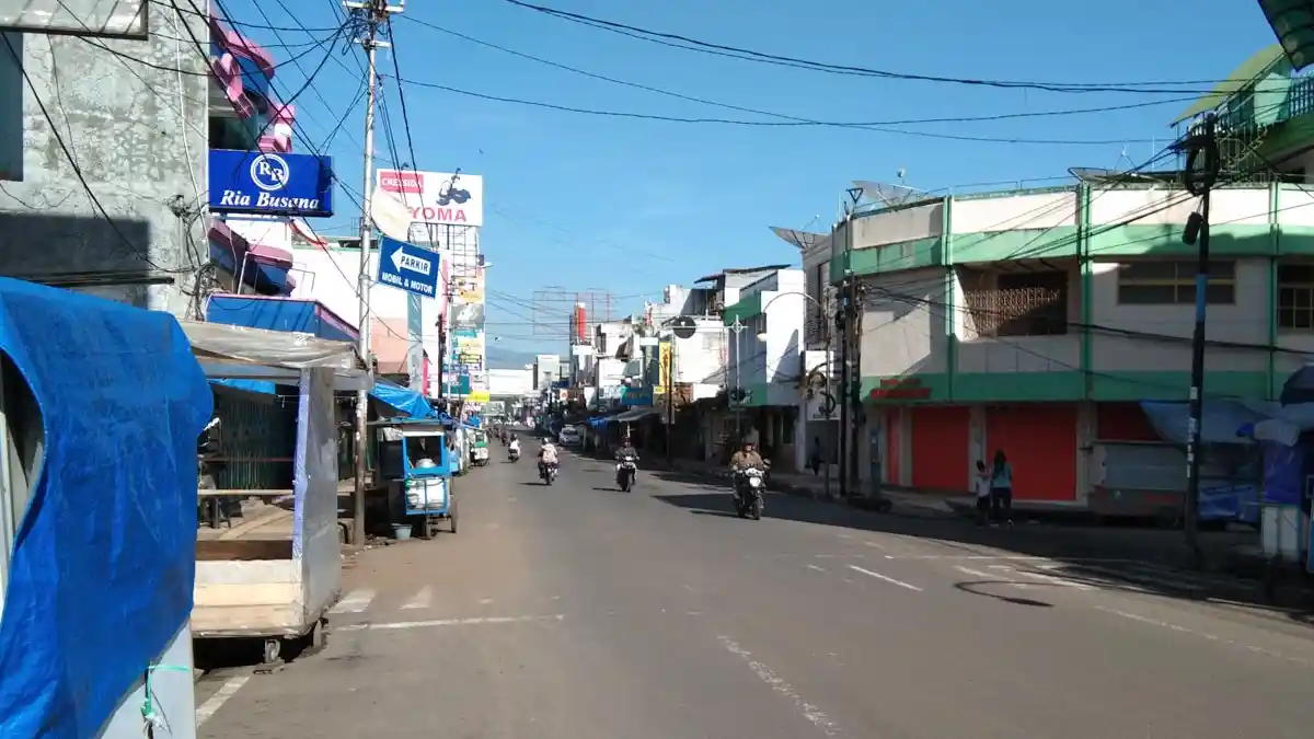 Hari Coblosan, Jalan Utama di Garut Lengang