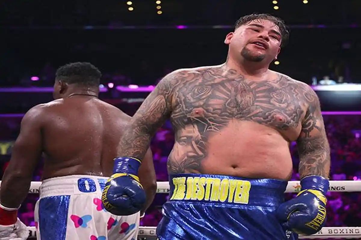 Petinju Gendut Asal Meksiko Tak Lagi Jadi Lawan Wajib Tinju Dunia Deontay Wilder