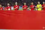 Pesepak-bola-Timnas-Indonesia-menyanyikan-lagu-Indonesia-Raya-11.jpg