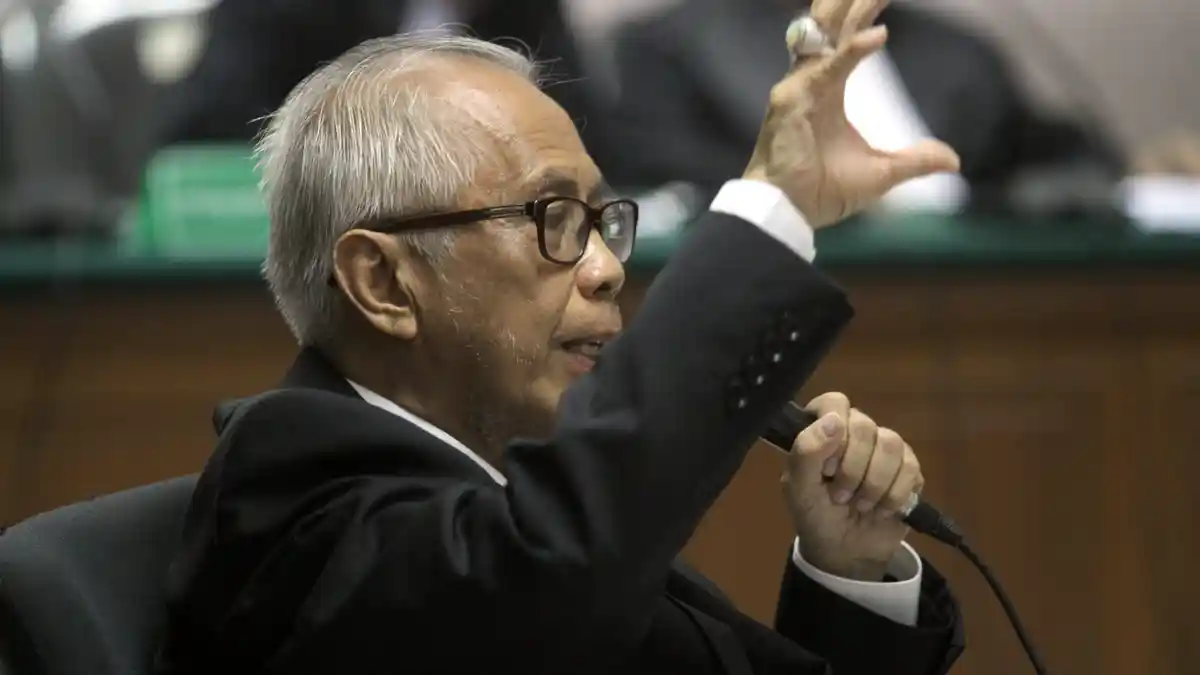 Tripeni Ngaku Menolak Amplop Pemberian Uang OC Kaligis Tapi Dimasukkan ke Tas