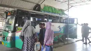 MUDIK-LEBARAN-Arus-mudik-di-Terminal-Dungingi-Sabtu-2932025.jpg