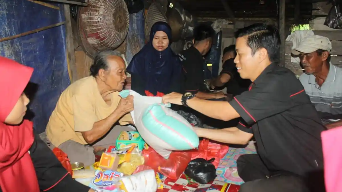 GPS Gelar Sedekah Sembako di Penghujung Tahun 2018