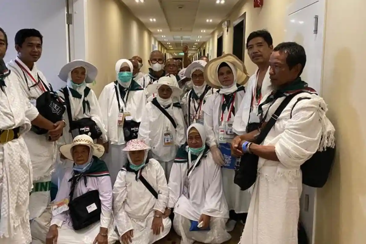 Saudi Renovasi Tenda Jemaah dan Pasang Tangki Air Cadangan Buat Persiapan Haji