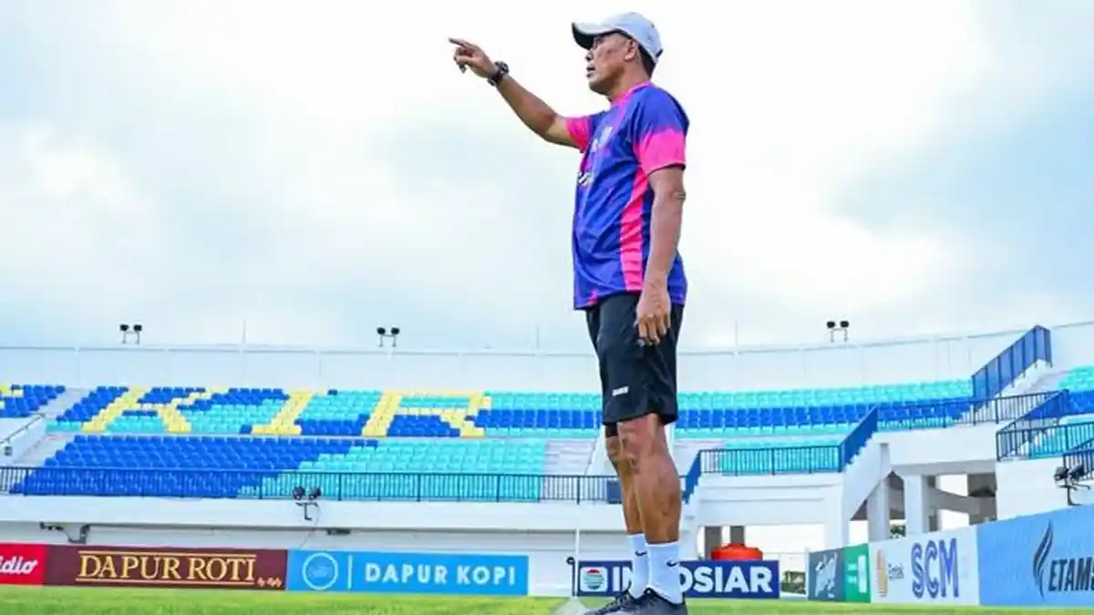 Duduk Perkara Latihan Perdana Persela Lamongan Ditinggal Banyak Pemain 