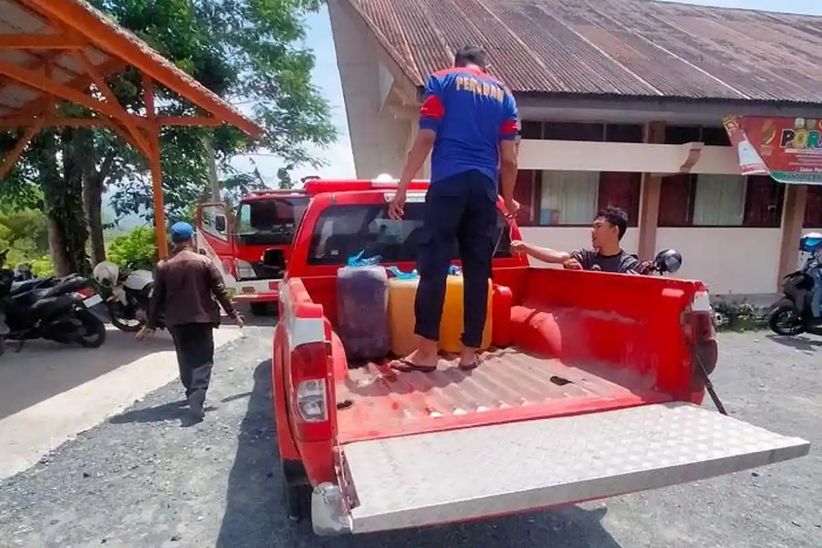 Pejabat BPBD Pidie Ubah Mobil Damkar Jadi Mobil Operasional Dinas untuk Angkut Minyak, Ini Alasannya