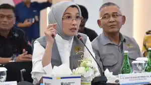 Anggota-Komisi-IX-DPR-RI-Arzeti-Bilbina-204.jpg