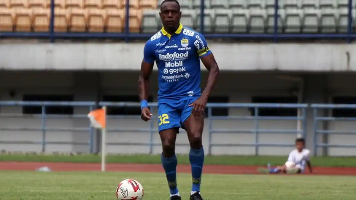 Kata Manajer Persebaya Surabaya soal Rumor Bergabungnya Victor Igbonefo