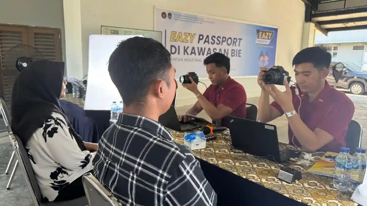 Imigrasi Tanjunguban Tolak 3 Permohonan Paspor Terindikasi PMI Ilegal
