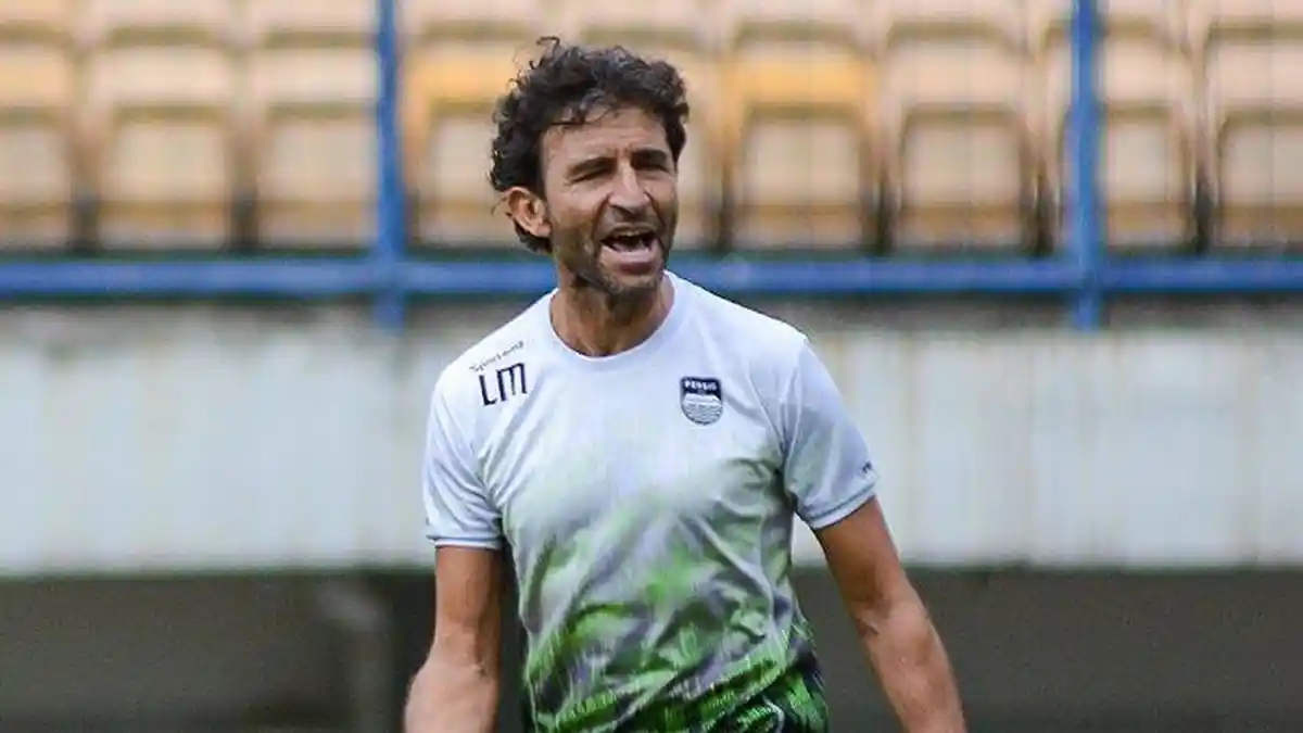Luis Milla Tinggalkan Persib Bandung, Sang Kapten Bersuara: Sangat Cepat