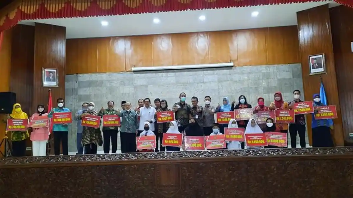Tak Diterima di SMP Negeri? Hendi Beberkan Sekolah SMP Swasta Gratis di Kota Semarang