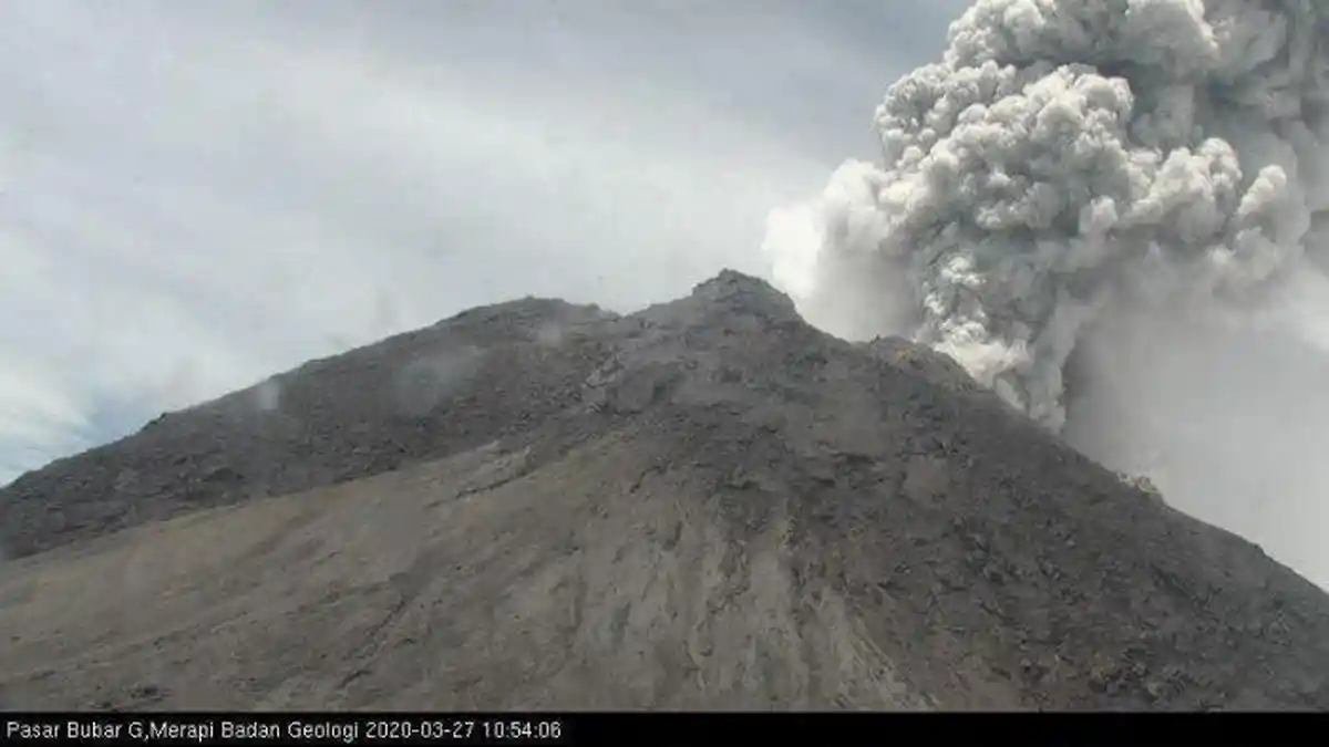 Gunung Merapi Erupsi, Tinggi Kolom Abu Capai 5 Ribu Meter, Ini Imbauan BPPTKG