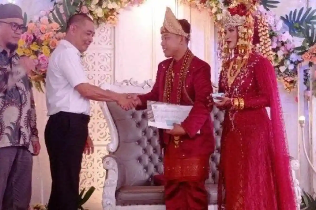 Disdukcapil Mesuji Lampung Tawarkan KTP Bulan Dua'an ala Kaesang-Erina