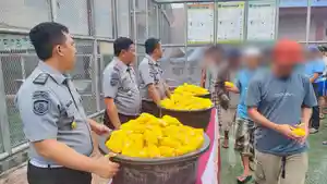 Karutan-Kabanjahe-Nikmati-Jagung-Rebus-Hasil-SAE-Bersama-Warga-Binaan.jpg