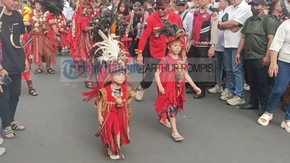 Aksi Kabasaran Cilik di Cap Go Meh Manado 2026, Ada yang Masih Berumur 2 Tahun
