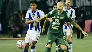 Pertandingan-Persebaya-Surabaya-vs-Persib-Bandung-digelar.jpg