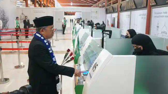 Imigrasi Soetta Tunda Keberangkatan 13 WNI Terindikasi Haji Non-Prosedural