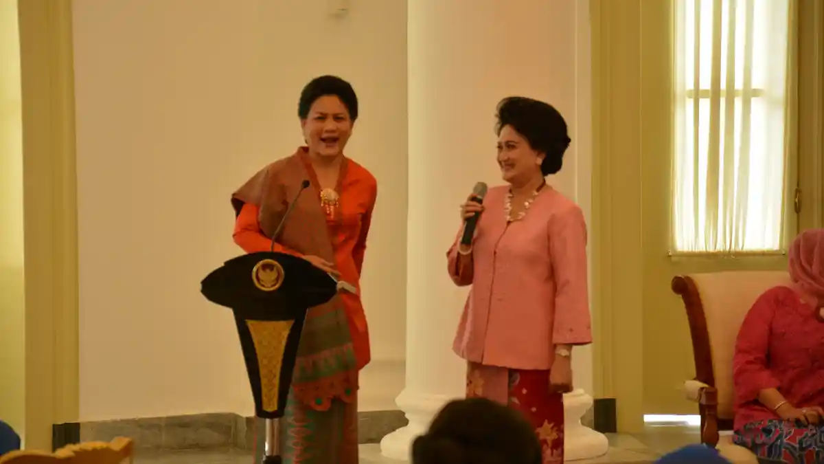 Ibu Negara Bicara Bumbu Dapur di Hadapan Istri-istri Dubes