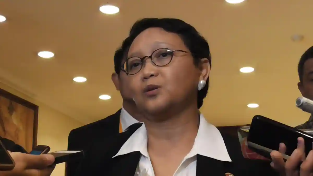 Di Doha, Menlu Retno Bahas Situasi Terkini dan WNI di Qatar Dengan Dubes RI