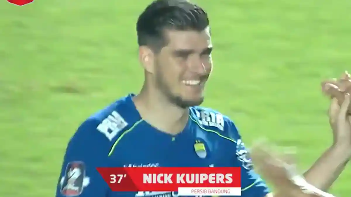 Sudah Sebulan Latihan Mandiri, Bek Persib Nick Kuipers Tak Sabar Berlatih Bersama