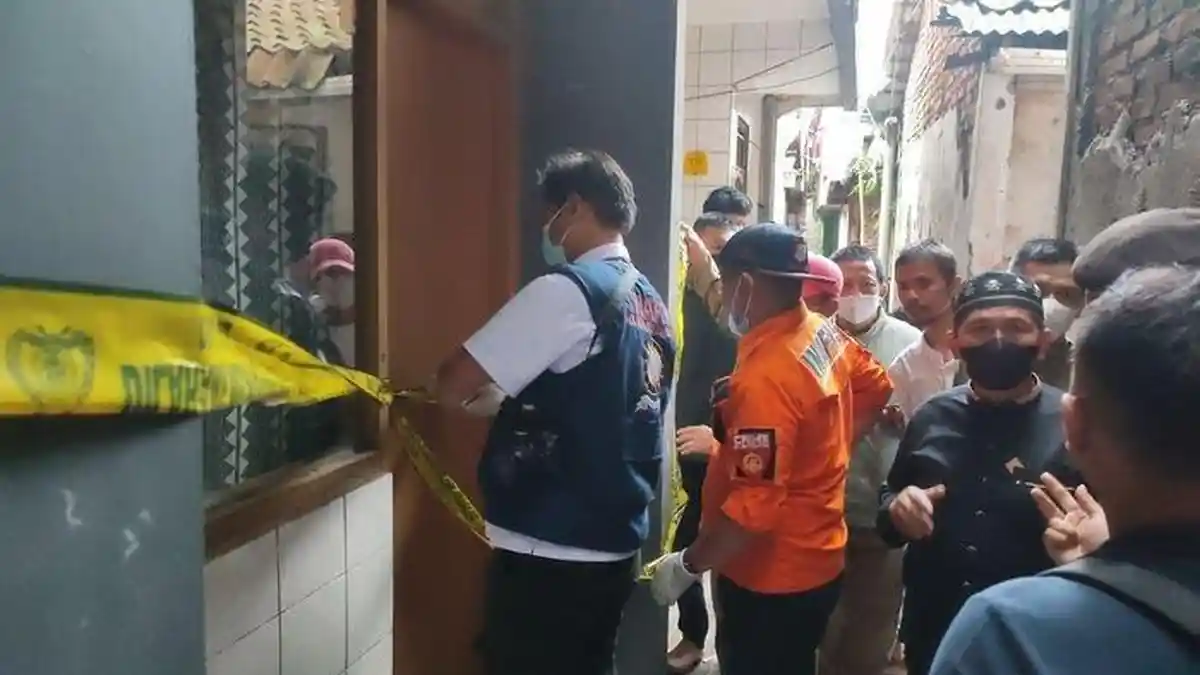 Mayat Terbungkus Plastik di Bandung: Ayah Saya Minta Maaf, Allahu Akbar, Astaghfirullah