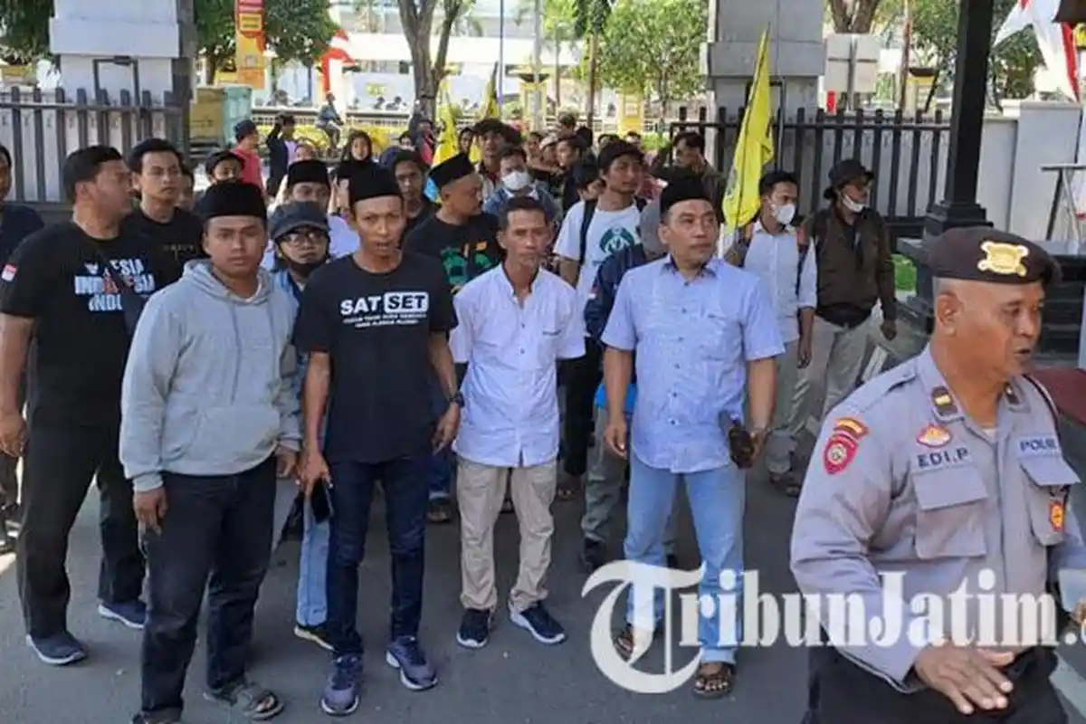Buntut Demo Ricuh, IKA PMII Tuban Minta Polisi Tanggung Jawab atas Kekerasan Saat Aksi