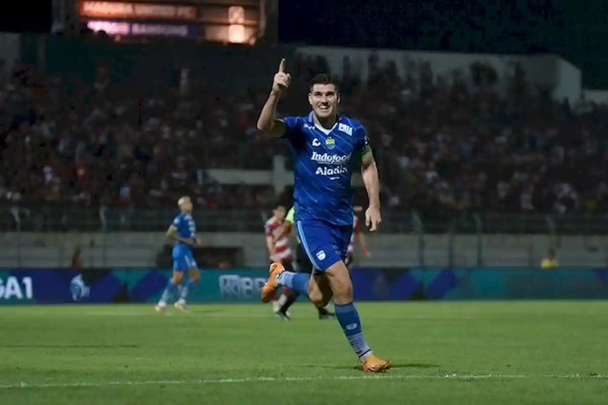 Berikan Pesan untuk Bobotoh Jelang Hadapi Barito Putera, Bek Persib Bandung Singgung Laga Spesial
