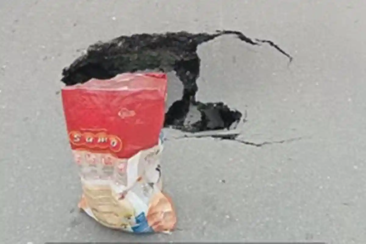 Viral! Baru Diperbaiki, Jalan Berlubang di Kawasan Simpang Darjad Samarinda Kembali Jebol