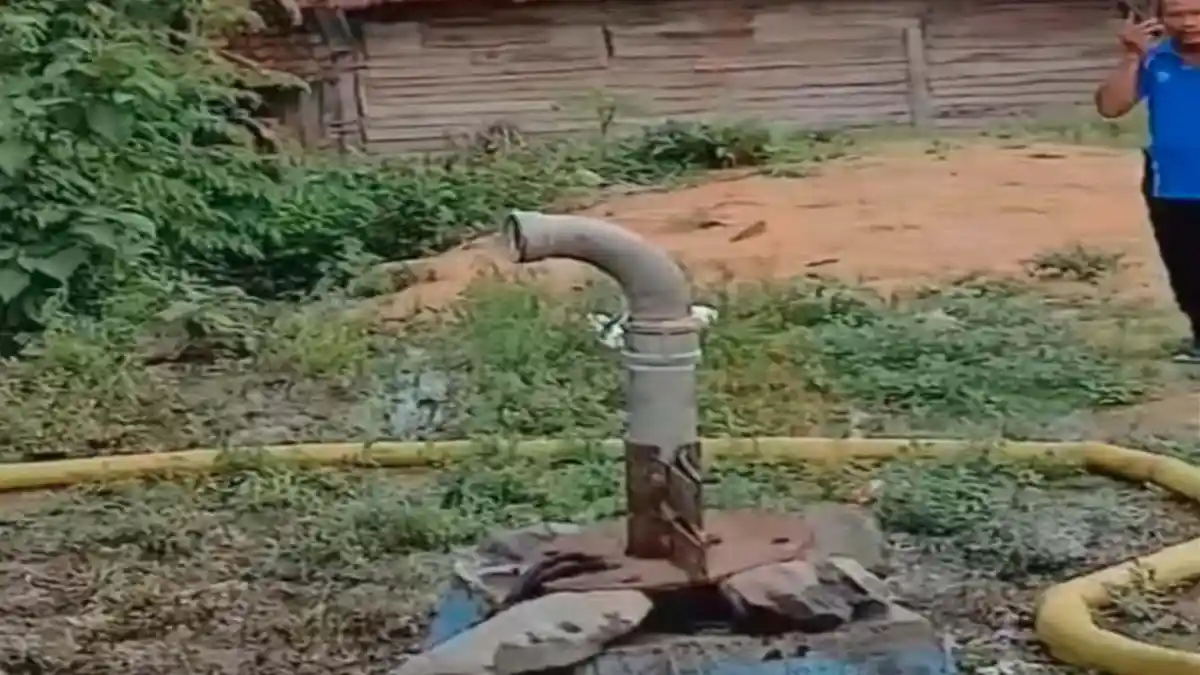 Viral Api Muncul dari Dalam Sumur Air Bersih di Jombang, Ternyata Bukan Fenomena Alam