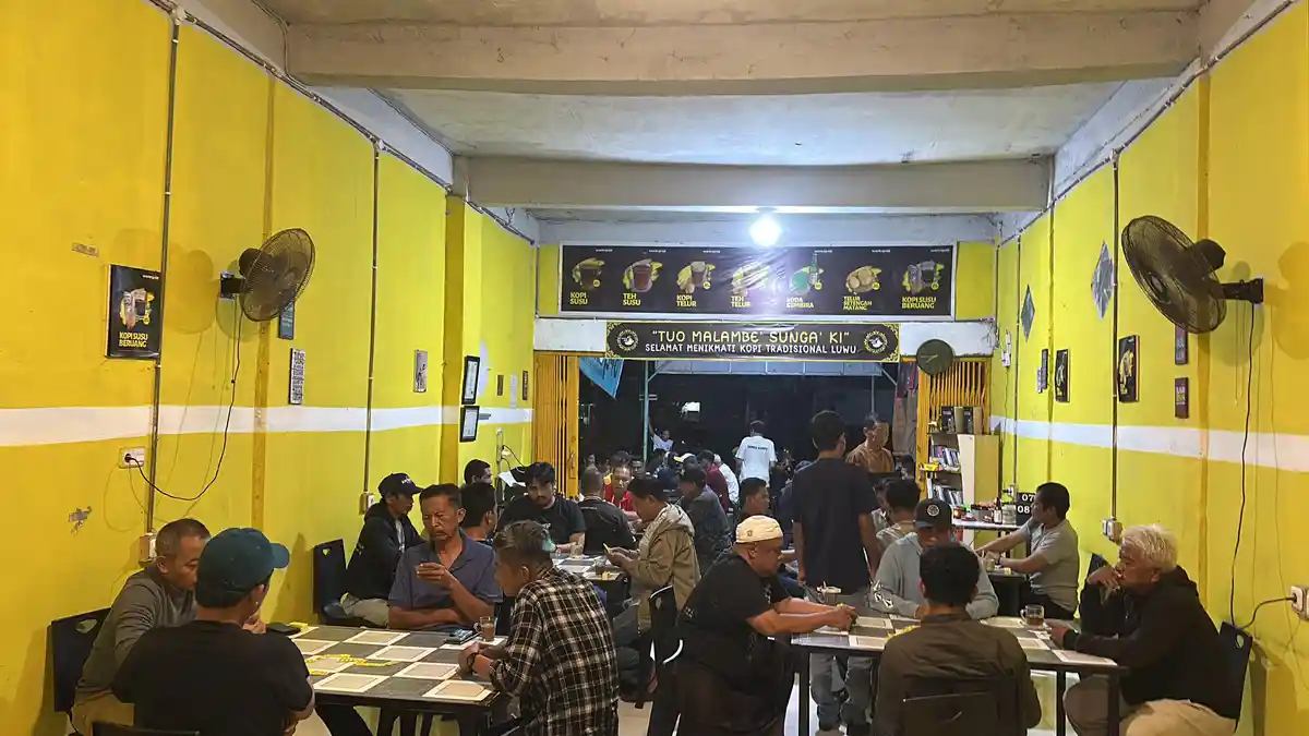 Warkop 48 Belopa Siapkan Nobar Piala Dunia, Kapasitas Tembus 100 Orang