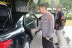 Penyerahan-mobil-dinas-dari-Bank-Indonesia-KPw-Pematang-Siantar-kepada-Polres-Siantar.jpg