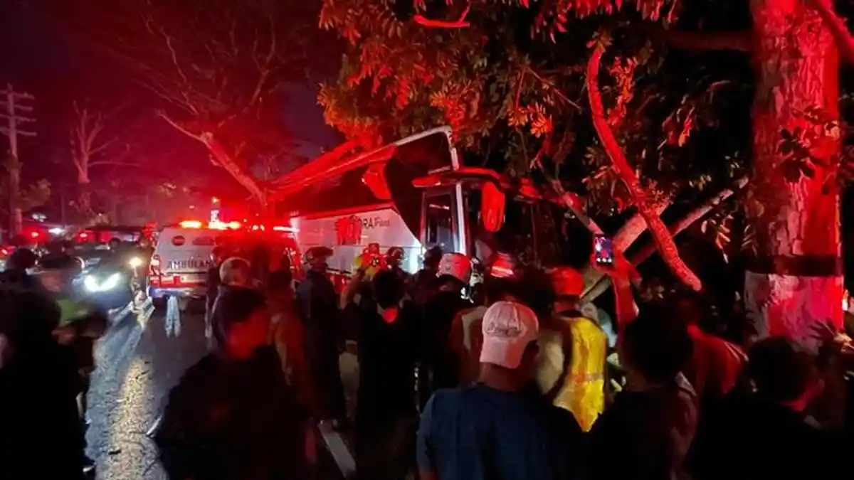 Niat Berlibur, Pria asal Jember Kehilangan Istri dan Bayinya dalam Kecelakaan Bus di Kota Batu
