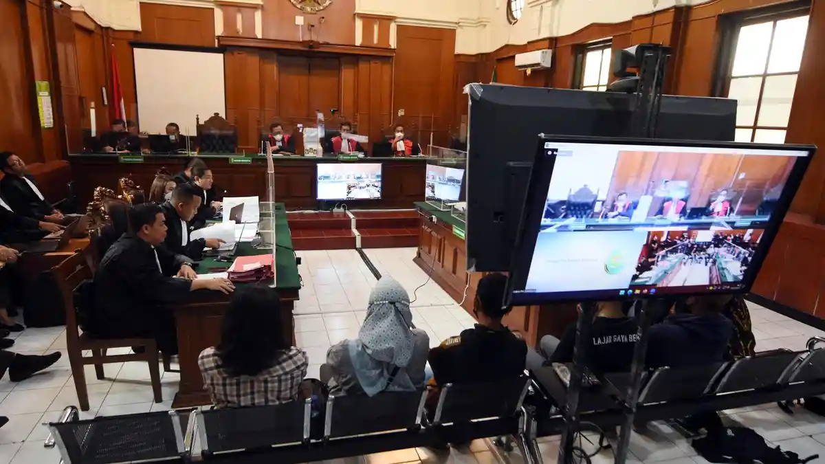 Tiga Terdakwa Tragedi Kanjuruhan Minta Dibebaskan dari Dakwaan, Begini Penjelasan Polda Jatim
