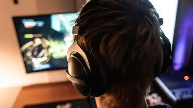Tren 2025: Teroris Gaet Anak-anak di Game Online dan Medsos, Begini Cara Mereka Bekerja