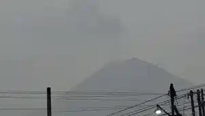 Update-Terbaru-Gunung-Semeru-Enam-Jam-Terakhir-Terjadi-Erupsi-35-Kali.jpg