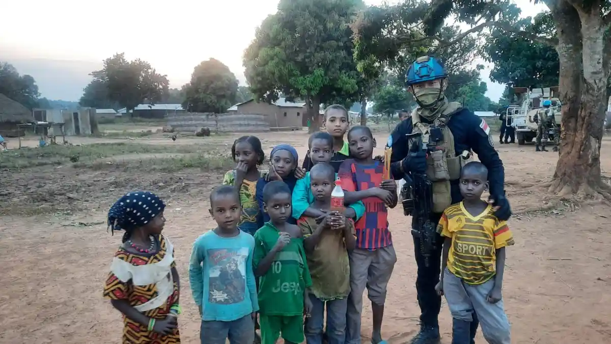 5 Anggota Satbrimob Polda Kepri Diberangkatkan ke Afrika dan Sudan