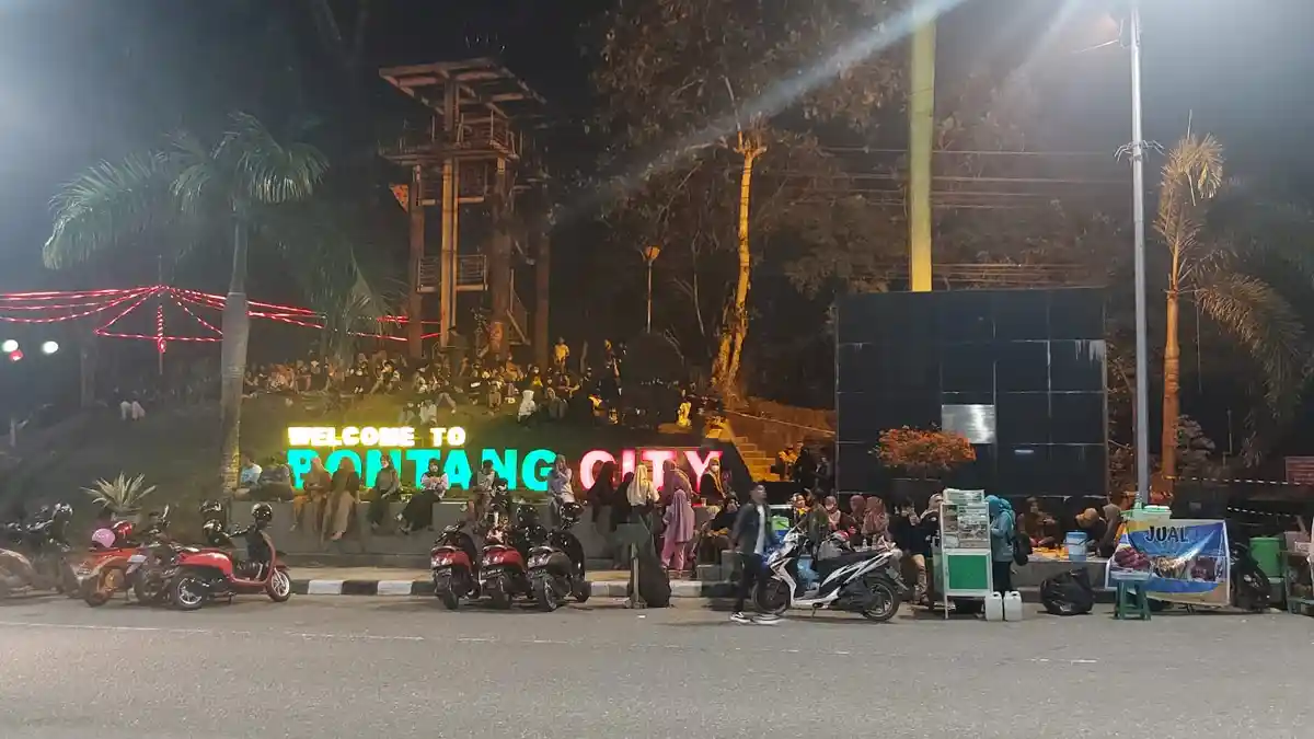 Mendadak Ramai Dikunjungi, Tugu Selamat Datang Bontang Membawa Berkah, Pendapatan Pedagang Melimpah