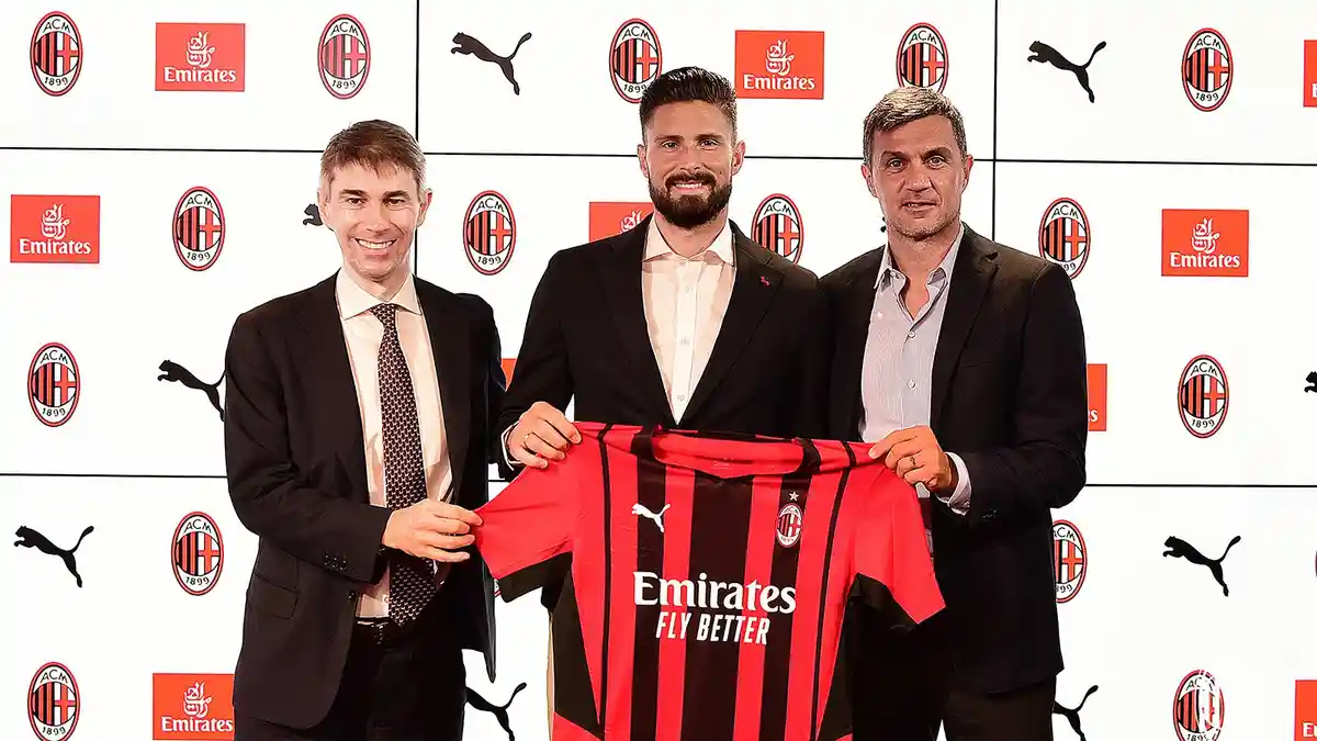 RESMI! Olivier Giroud Diperkenalkan AC Milan, Dipuji Rekan Setim, Bakal Pakai Nomor Kutukan