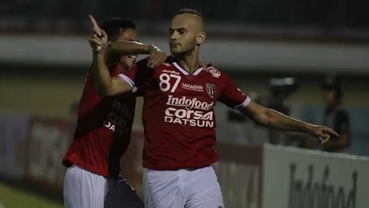 Malaysia Naturalisasi Pemain Spanyol, Kiko Insa