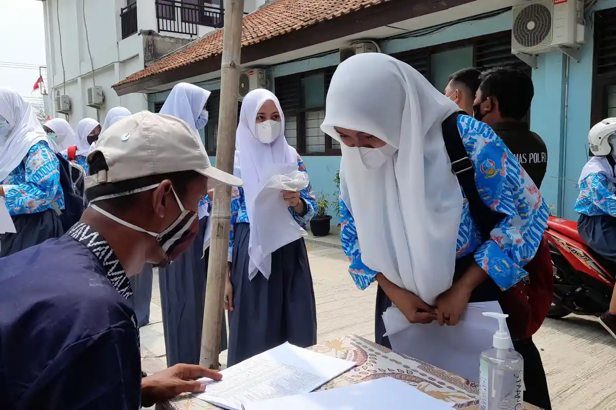 Kunci Jawaban PAI  dan Budi Pekerti Kelas 11 Halaman 325: Dampak Pembaruan Islam Pada Masa Modern